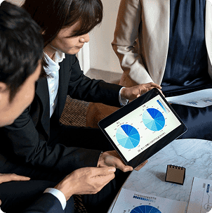 PPC keyword research and bid strategy icon showing search ad optimization